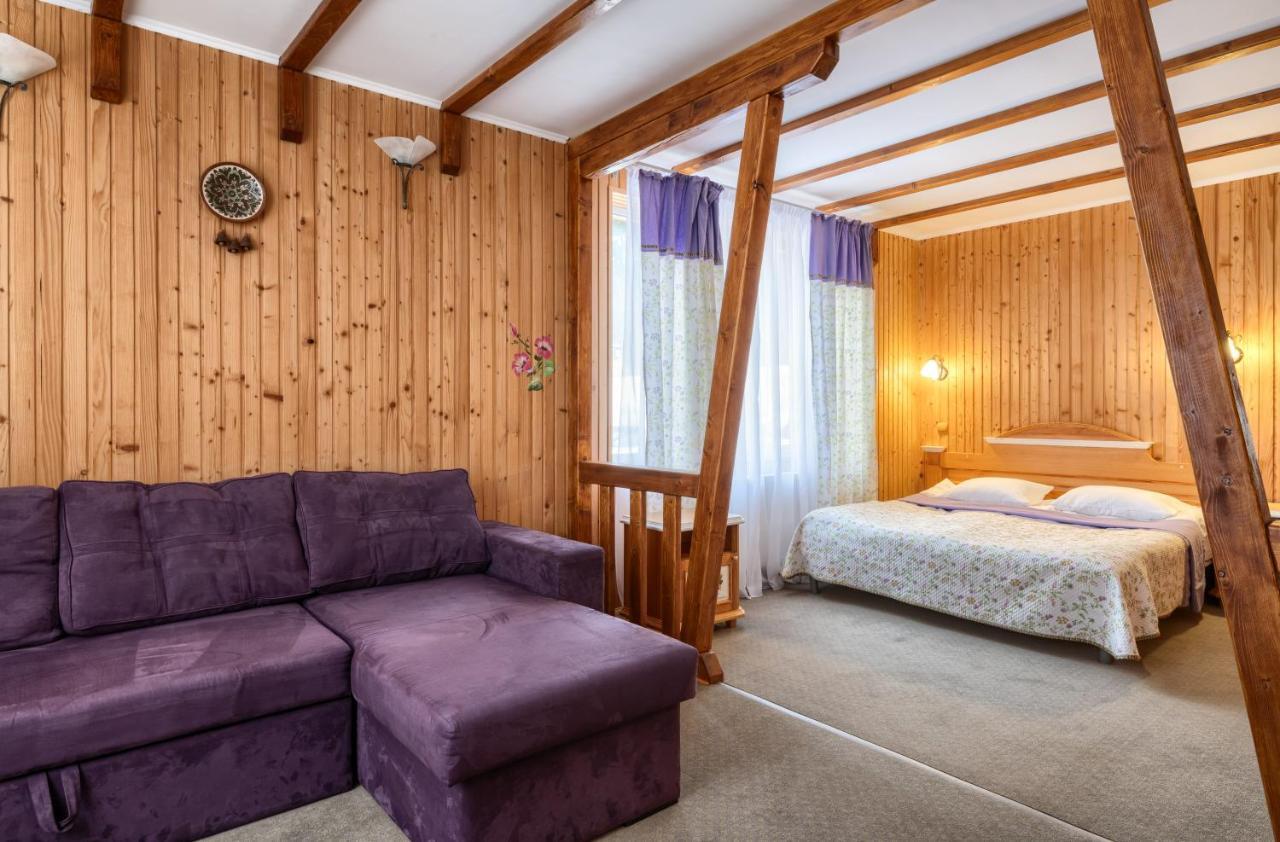 Lavanda Country Club Tatariv Dış mekan fotoğraf