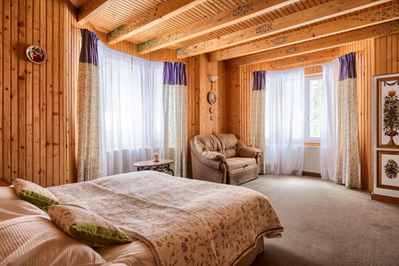 Lavanda Country Club Tatariv Dış mekan fotoğraf